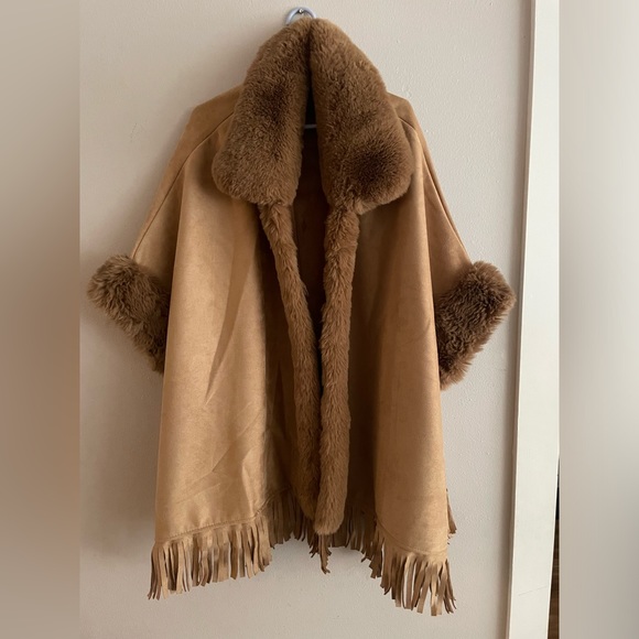 NWOT Suede, Fringe, and Fur!  For your Winter Western Wear 🤎🤠 - Picture 6 of 8